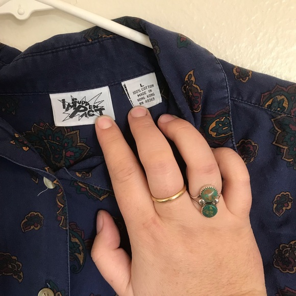 Vintage paisley button-up. - Picture 4 of 5